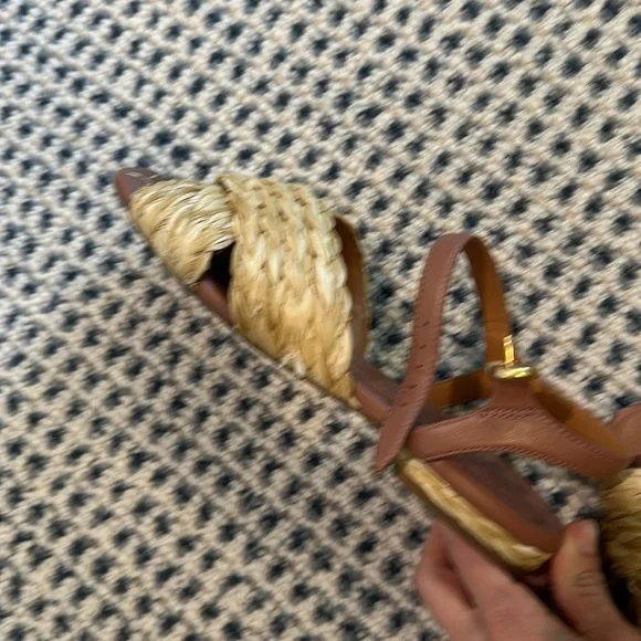 Tory Burch sandal size 6.5 - Picture 3 of 4